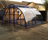 FS60 - Salisbury closed compound lockable cycle shelter for 20 bikes, with vented roof